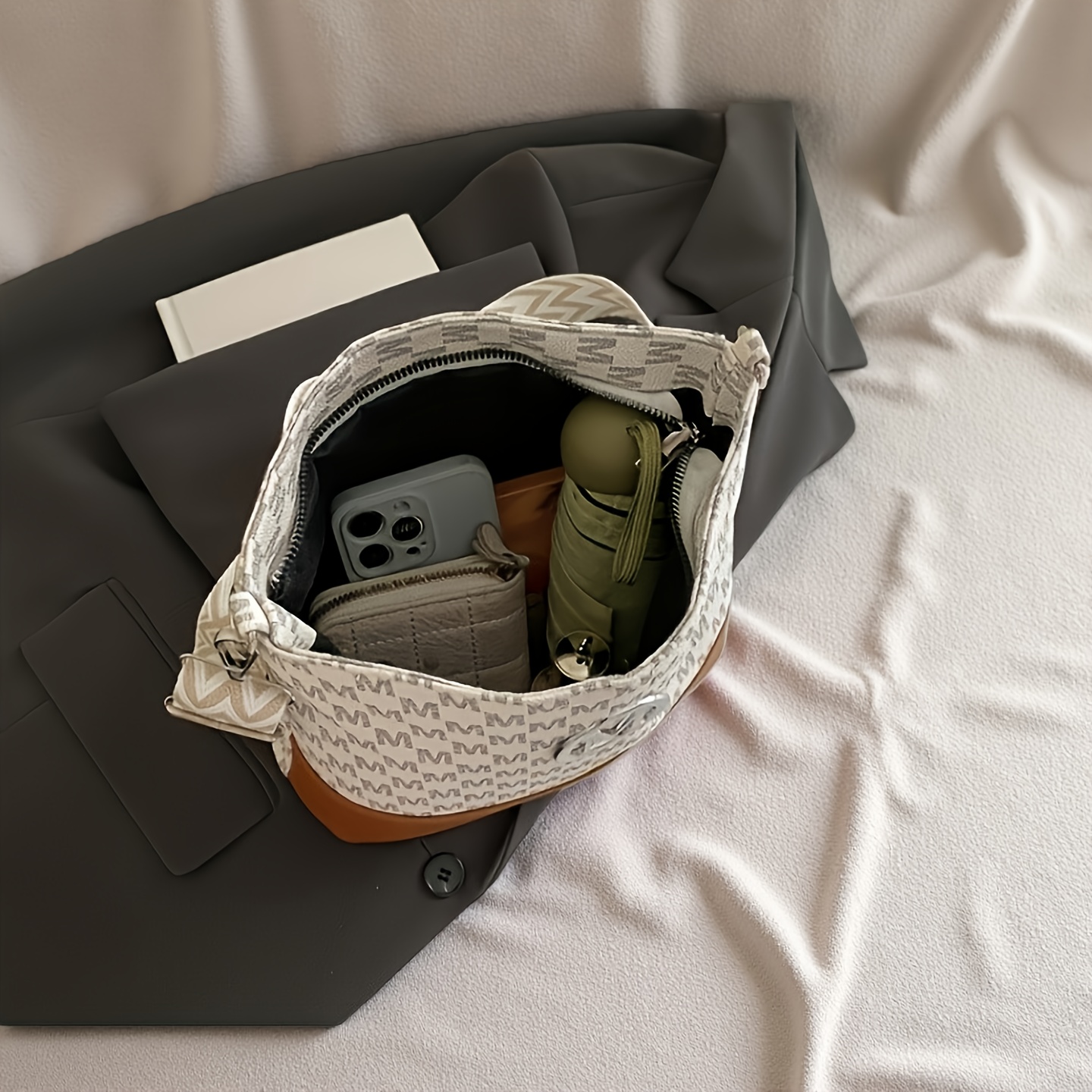 Bolsa Tote Transversal Feminin - Leatherwork Essentials avaliação e preço